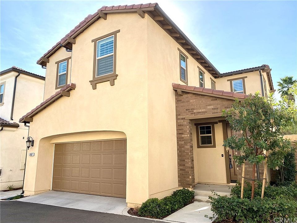 1st image of 2987 Villa Catalonia Cir