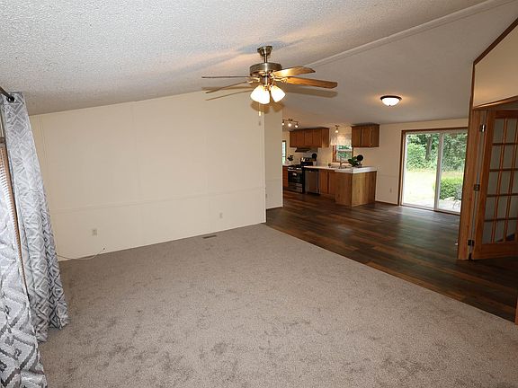 3rd image of 53780 Pintail Dr