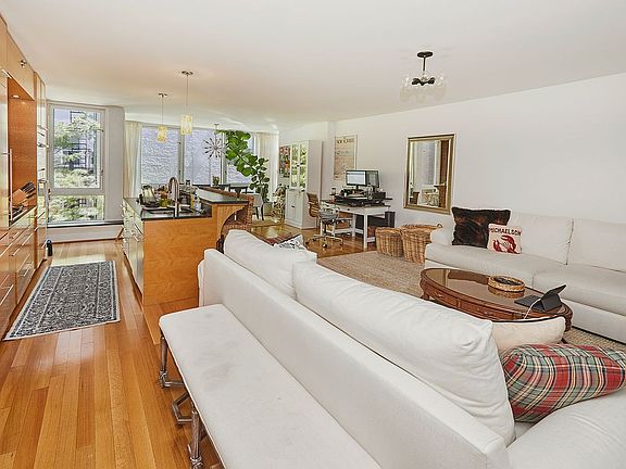5th image of 145 Lexington Ave Penthouse 3