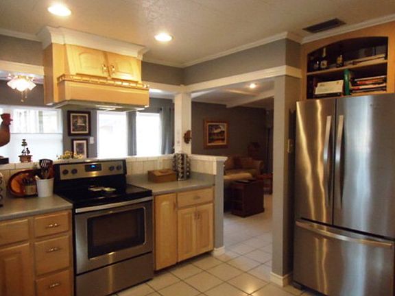 5th image of 2701 Fern Ln