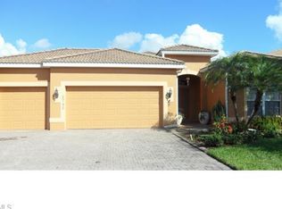 2742 Orange Grove Trl, Naples, FL 34120