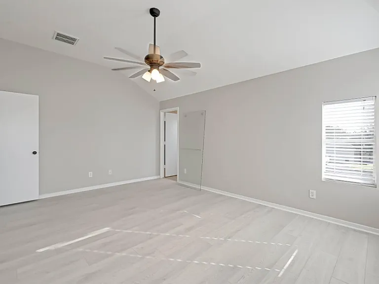 5011 Redwing Brook Trl — Photo 6