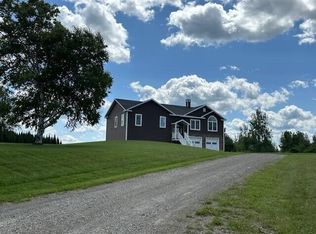 15 W Ridge Rd, Mars Hill, ME 04758