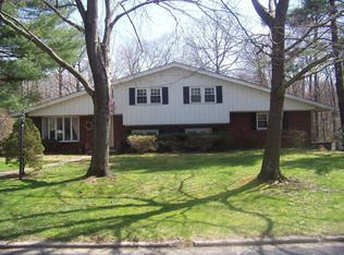 829 Cambridge Rd, River Vale, NJ 07675