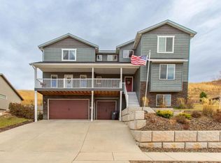 6035 Nugget Gulch Dr, Rapid City, SD 57702