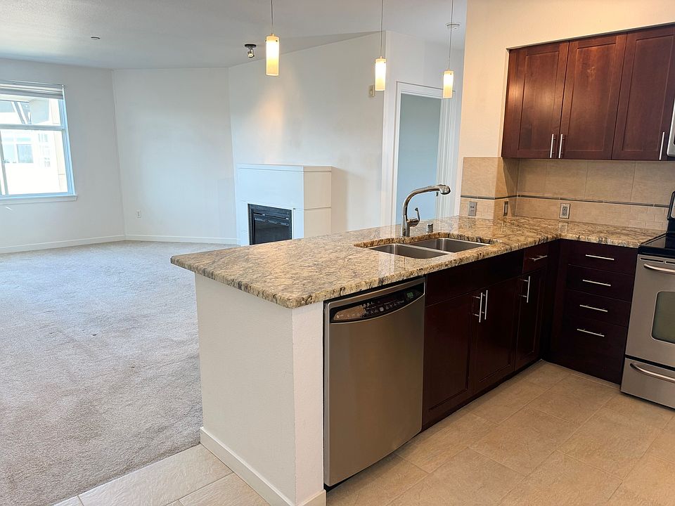 Kitchen & Living Room