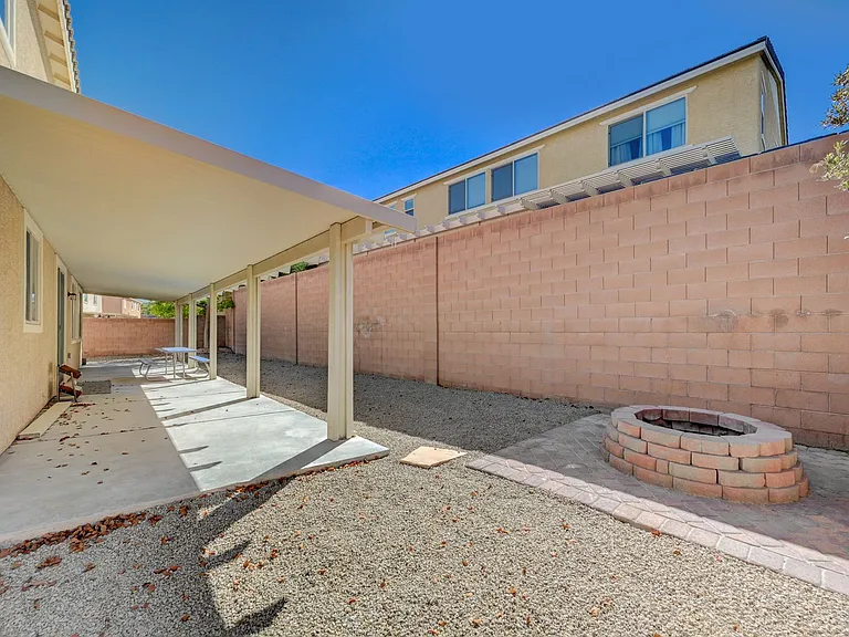 6637 Cliff Shore Ct — Photo 59