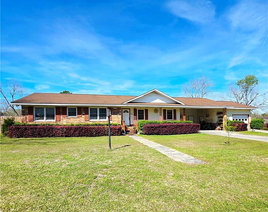 1st image of 2505 Winchester Dr