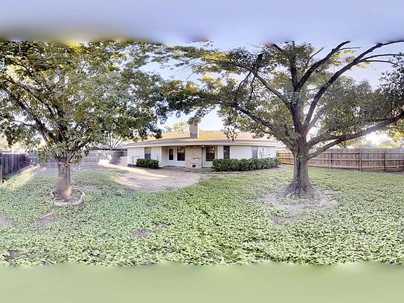 2nd image of 1618 Parkview Dr