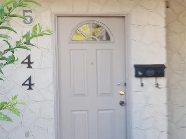 5144 TENNIS COURT CIR #5144, TAMPA, FL 33617