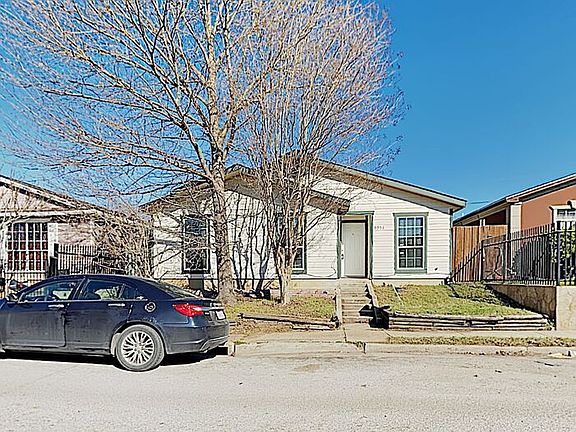 2nd image of 9951 Cedar Mountain Cir