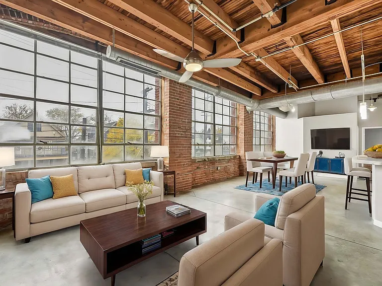 SoHo Lofts — Photo 8
