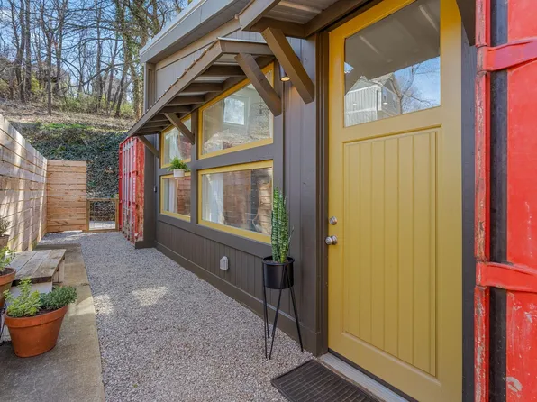 17 Woodfin Ave, Woodfin City, NC 28804