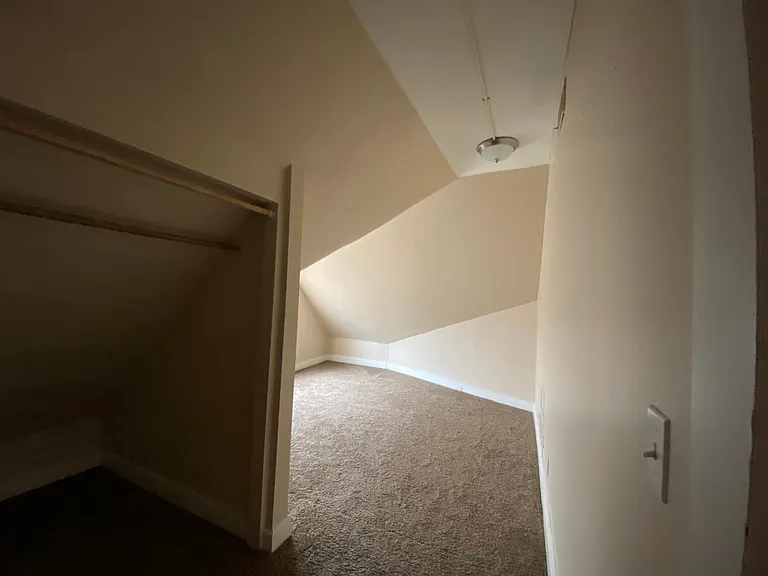 3209 W 8th St #5 — Photo 5