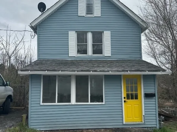 34 Harrison St, Sussex Boro, NJ 07461