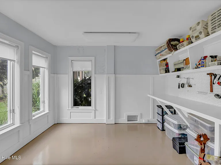 806 Paoli Ct — Photo 59