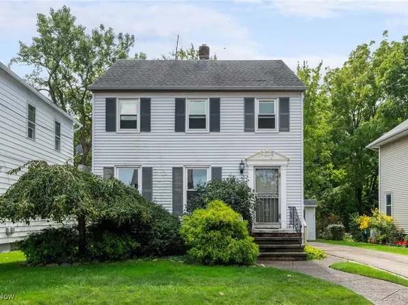 17811 Woodbury Ave, Cleveland, OH 44135