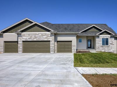 18053 Blackwalnut St, Omaha, NE, 68136