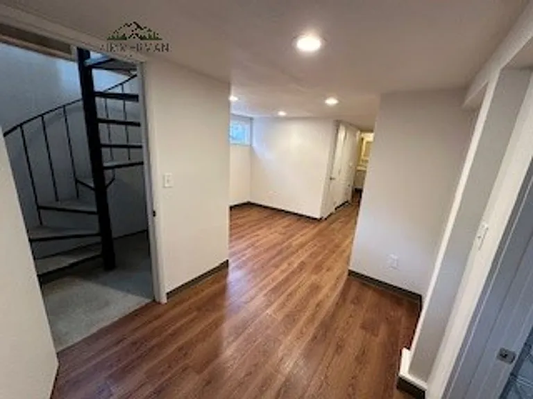 487 W 19th Ave — Photo 11