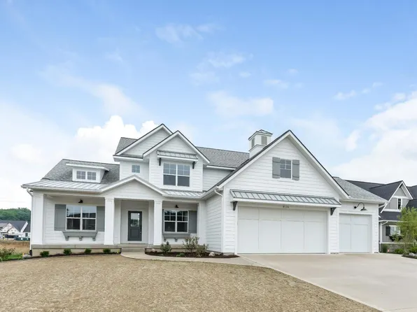 6861 Caliburn Dr SE, Caledonia, MI 49316