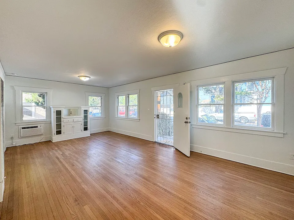 326 N Avenue 65