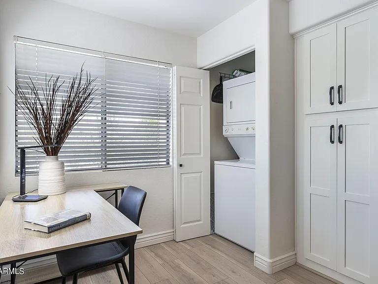 16801 N 94th St #2015 — Photo 5