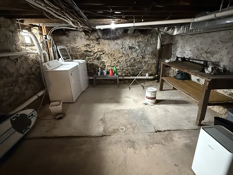 155 N Broad St — Photo 16