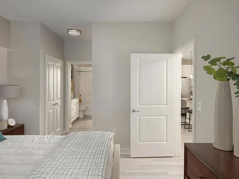 Oversized Bedrooms with Closets