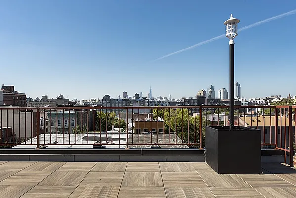 Rented by Bold New York | media 42