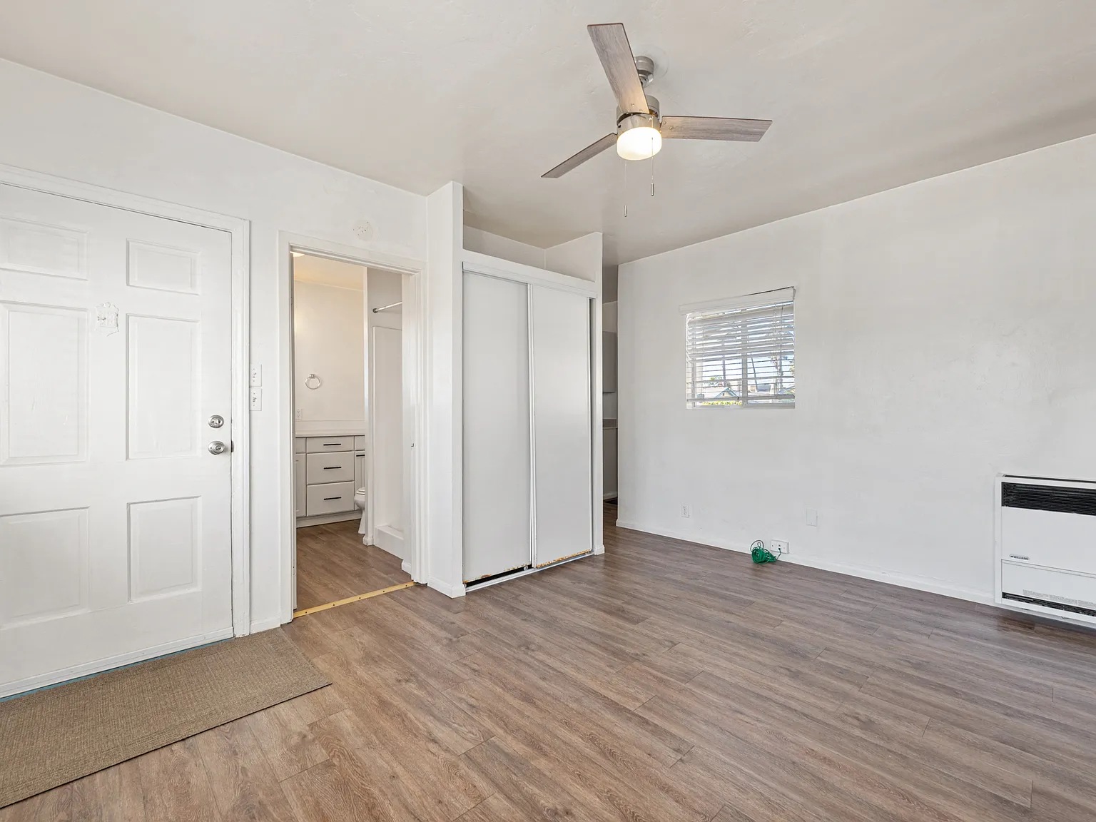 936 S. Pacific St - #12 — Photo 3