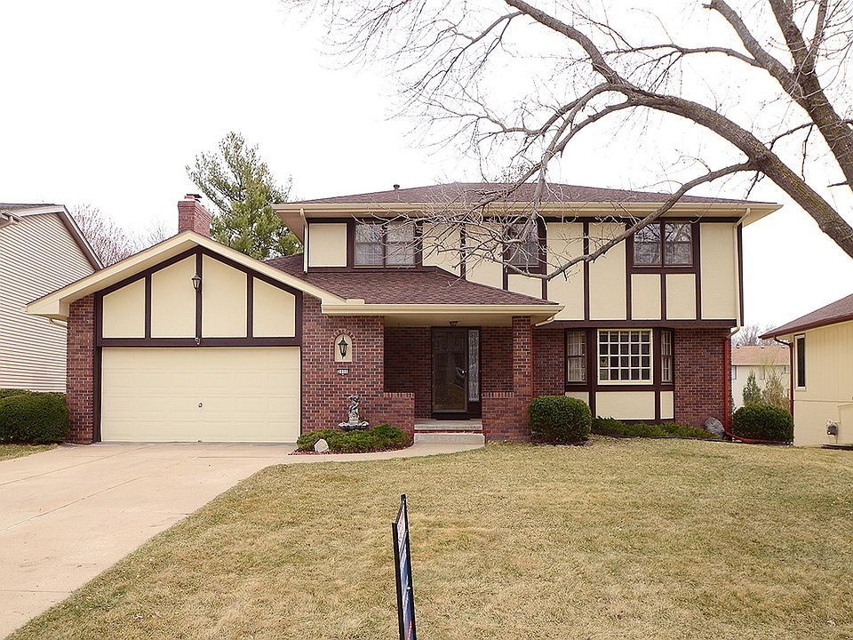1st image of 2111 S 152nd St