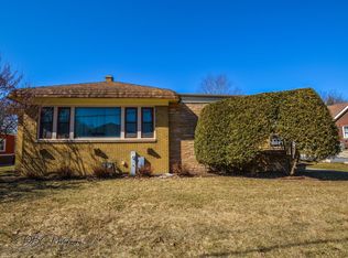 698 Main St, Antioch, IL 60002