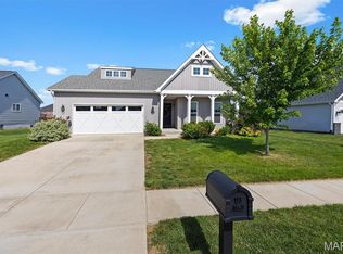 1701 Canopy Crest Cir, Swansea, IL 62226