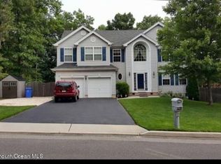 224 Crows Nest Rd, Manahawkin, NJ 08050