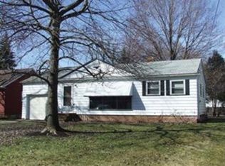 5514 Hauserman Rd, Parma, OH 44130