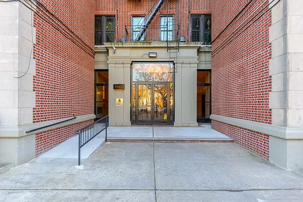 Rented by Keyo  | media 30