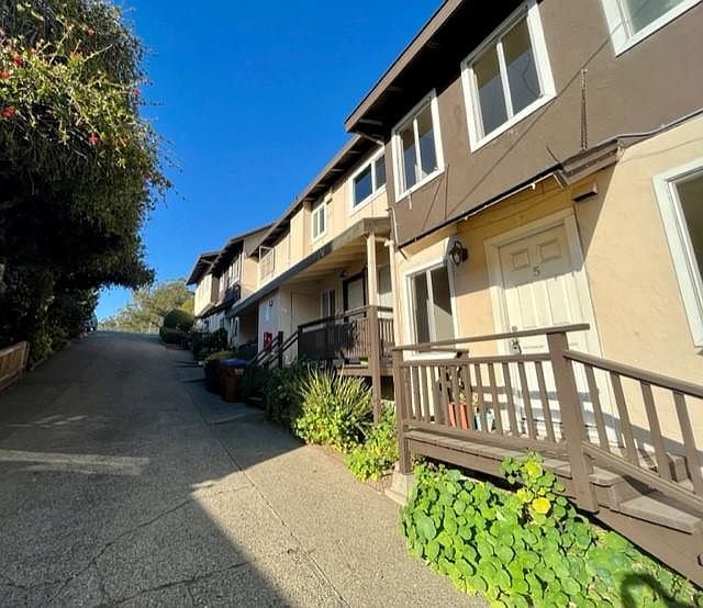 1st image of 1024 Redwood Highway Frontage Road Apartments #5