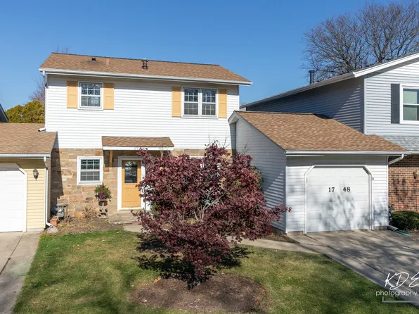 1748 Prentiss Dr, Downers Grove, IL 60516