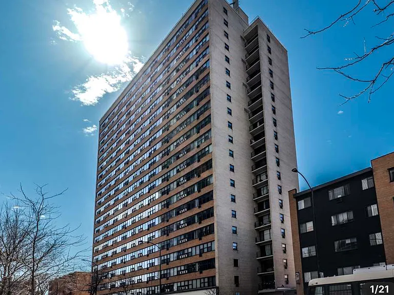 6030 N Sheridan Rd #1707 — Photo 1