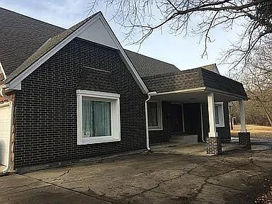 2nd image of 6724 Bell Rd