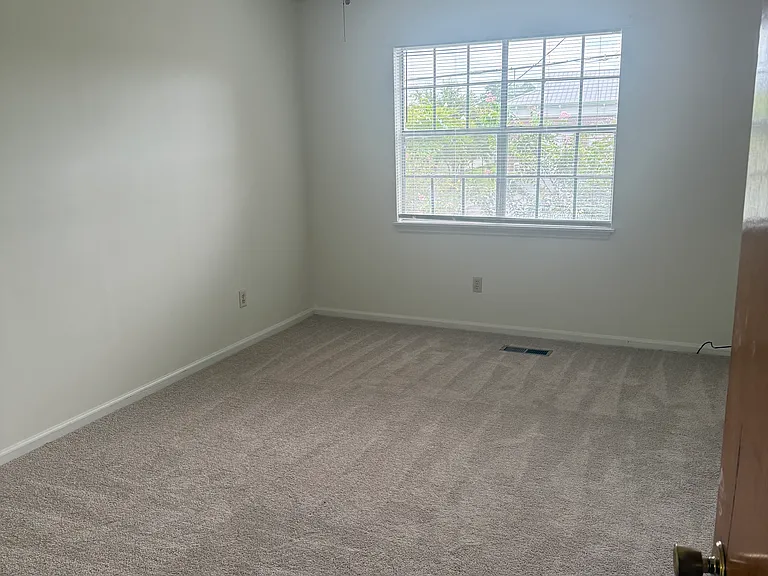 621 Wassamassaw Rd #A — Photo 2