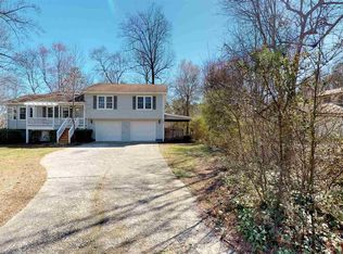 124 Farmington Dr, Woodstock, GA 30188