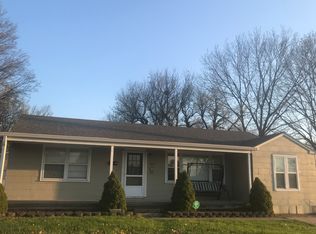 1641 SW 21st St, Topeka, KS 66604