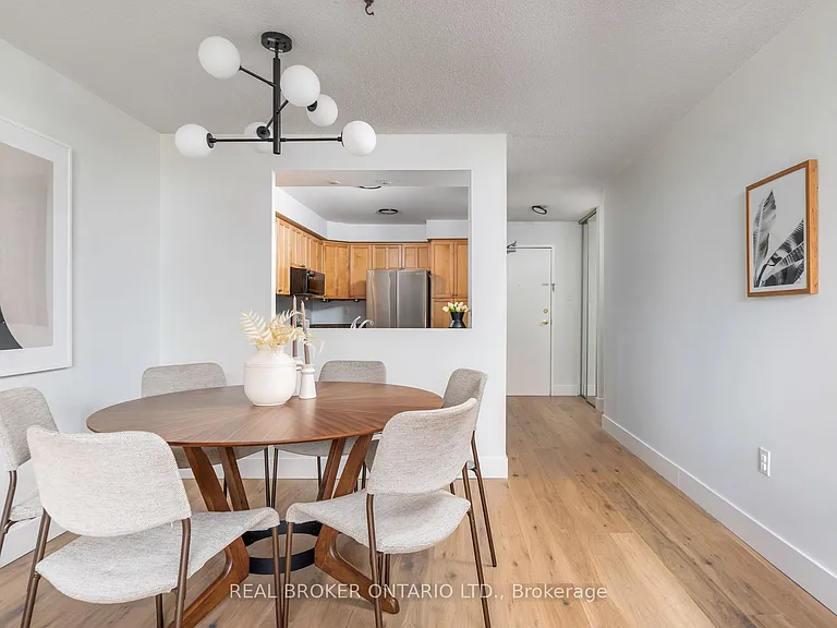 3845 Lake Shore Blvd W #1601 — Photo 8