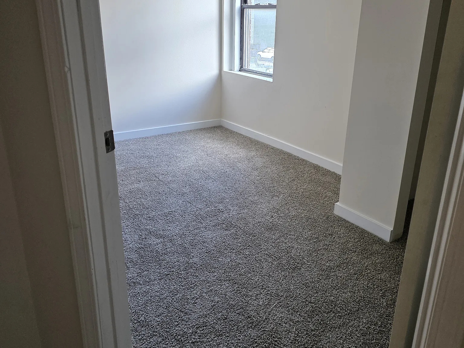 2 bed, $945 — Photo 4