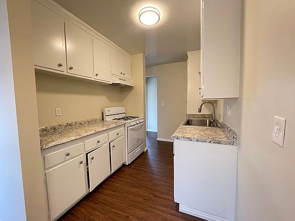 2nd image of 4006 N Puente Ave #12