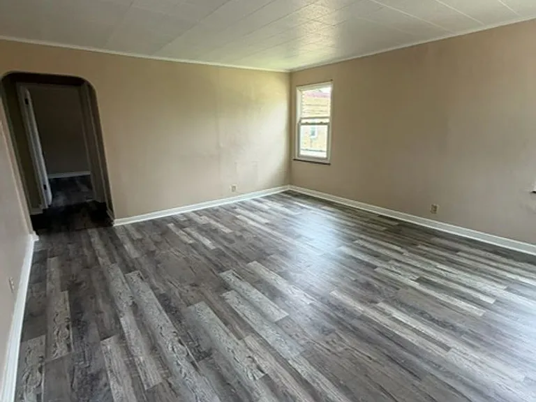110 Blymyer Ave — Photo 6