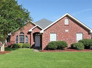 136 Oak Moss Dr, La Place, LA 70068