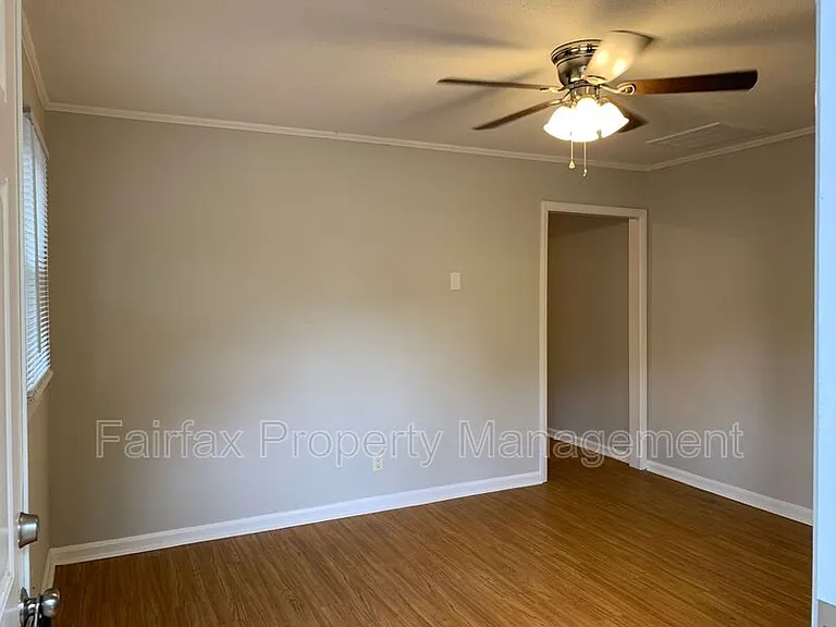 2418 Owen St #A — Photo 3