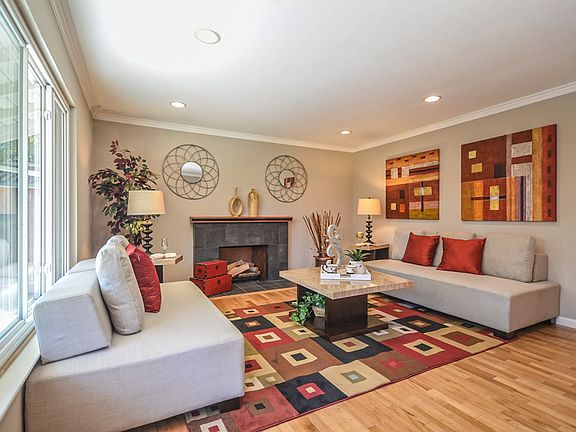 4th image of 646 Hamann Dr